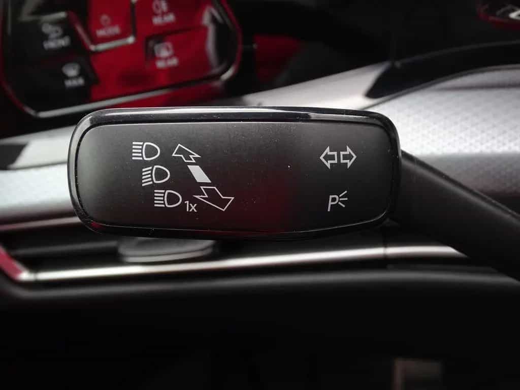 Volkswagen Golf VIII Variant 1.5 TSI Active LED Sitzheizung 12/2022-photo-16