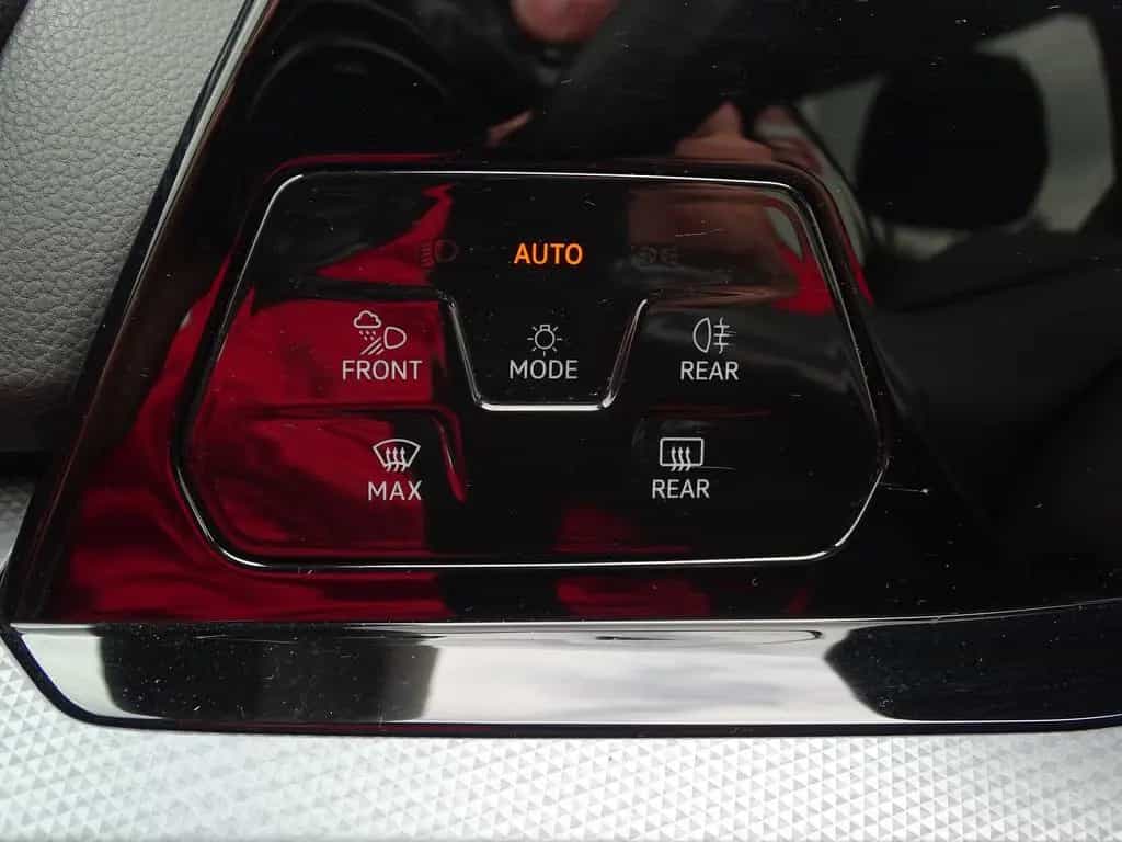 Volkswagen Golf VIII Variant 1.5 TSI Active LED Sitzheizung 12/2022-photo-21