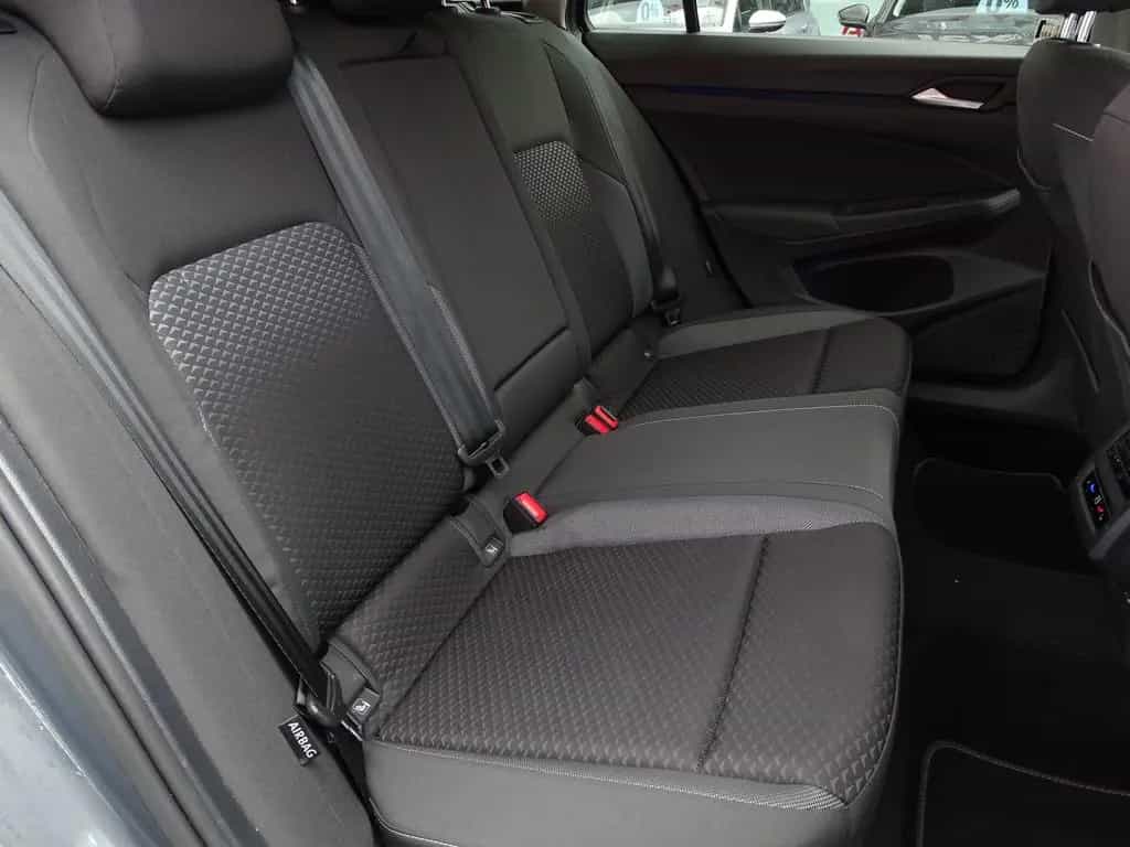 Volkswagen Golf VIII Variant 1.5 TSI Active LED Sitzheizung 12/2022-photo-25