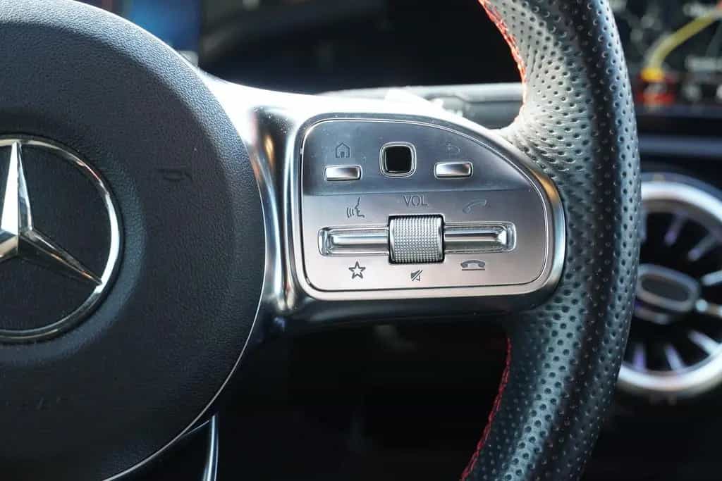 Mercedes-Benz A 220 A220 d AMG Line Klimaaut. LED Navi ACC DAB AHK 10/2021-photo-20