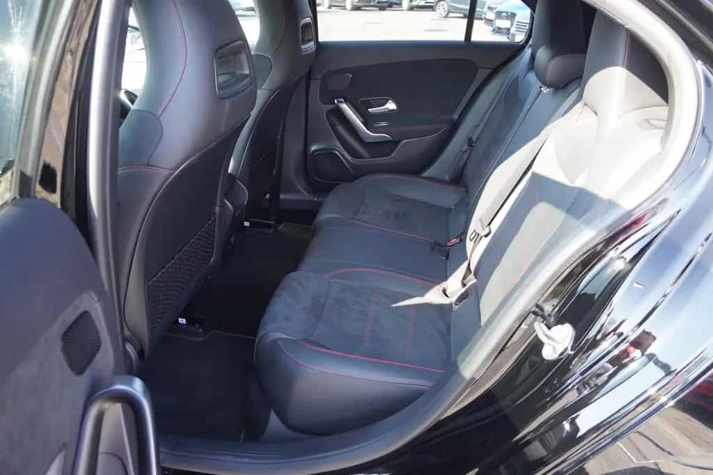 Mercedes-Benz A 220 A220 d AMG Line Klimaaut. LED Navi ACC DAB AHK 10/2021-photo-29