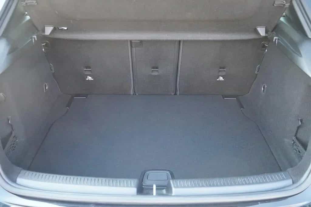 Mercedes-Benz A 220 A220 d AMG Line Klimaaut. LED Navi ACC DAB AHK 10/2021-photo-31