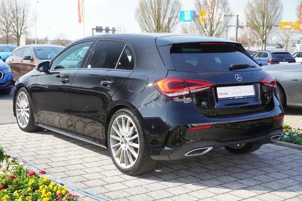 Mercedes-Benz A 220 A220 d AMG Line Klimaaut. LED Navi ACC DAB AHK 10/2021-photo-6