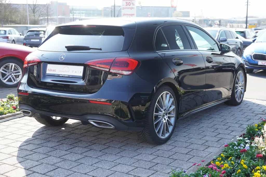 Mercedes-Benz A 220 A220 d AMG Line Klimaaut. LED Navi ACC DAB AHK 10/2021-photo-8