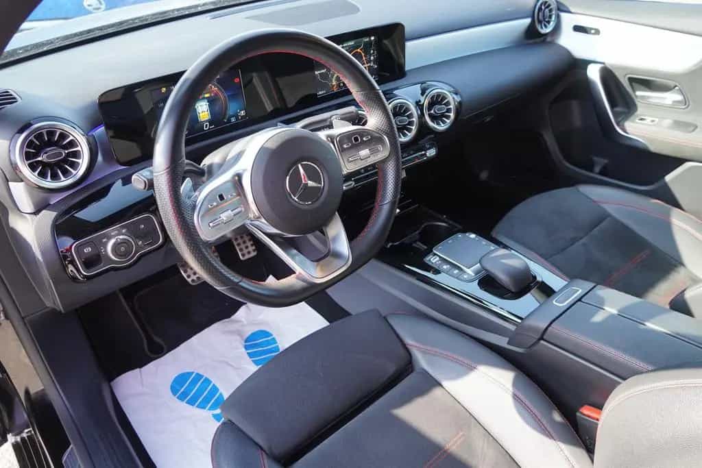 Mercedes-Benz A 220 A220 d AMG Line Klimaaut. LED Navi ACC DAB AHK 10/2021-photo-9