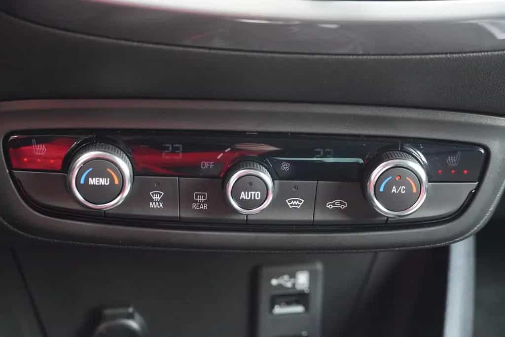 Opel Crossland (X) Crossland 1.2 LED Navi Kamera Teilleder Keyless 09/2024-photo-16