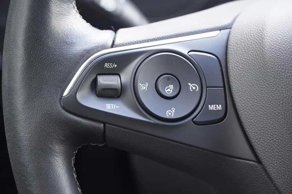 Opel Crossland (X) Crossland 1.2 LED Navi Kamera Teilleder Keyless 09/2024-photo-21