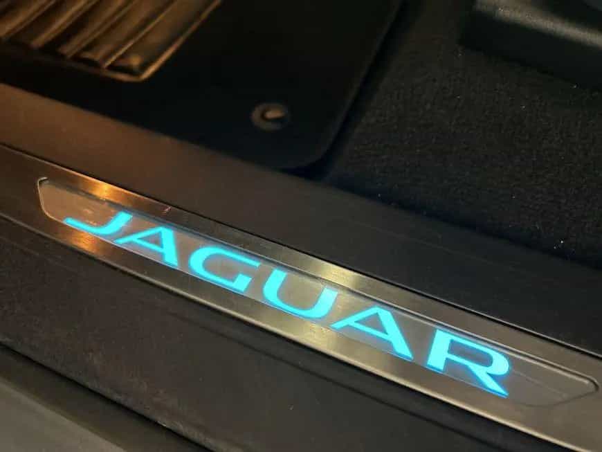 Jaguar F-Pace 20d AWD Aut. R-Sport 06/2020-photo-18