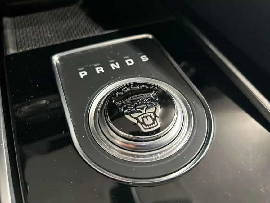 Jaguar F-Pace 20d AWD Aut. R-Sport 06/2020-photo-19
