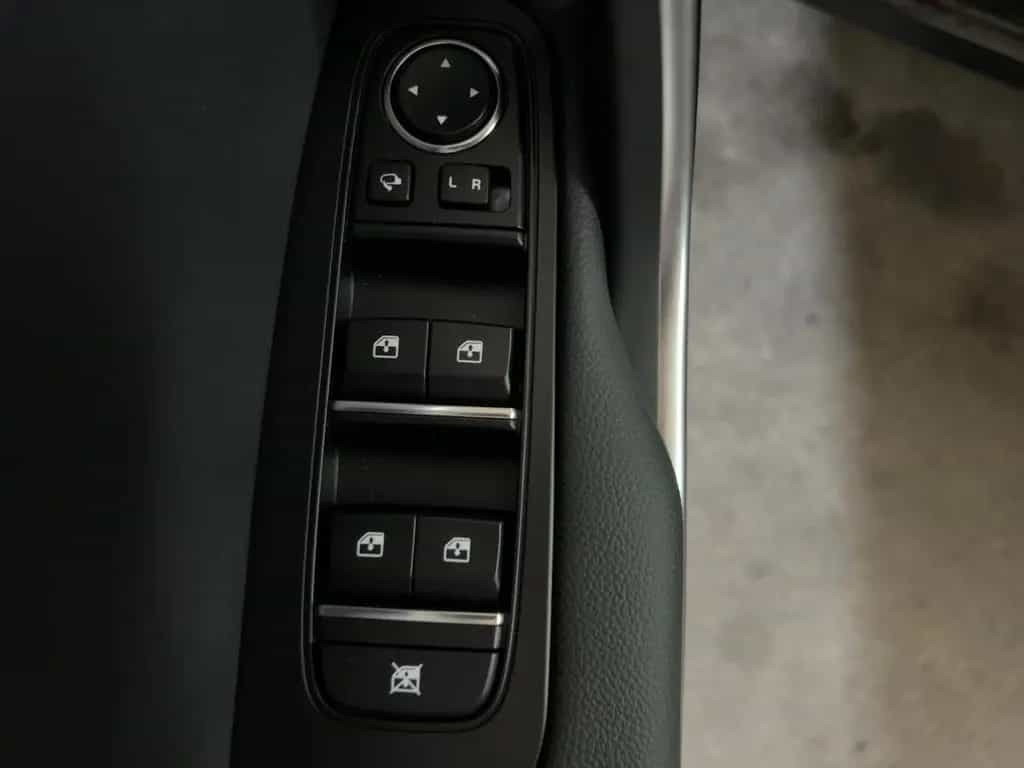 Kia Ceed Platinum 1.5T Glasdach+LED+Kamera+Navi 06/2025-photo-16