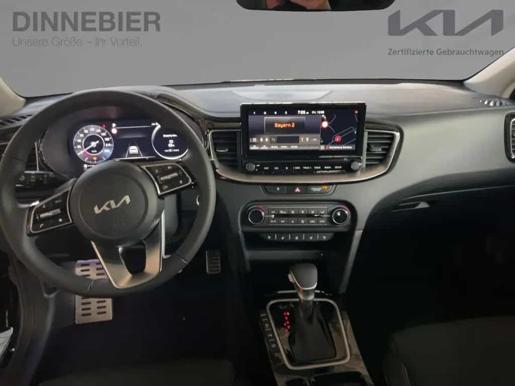 Kia Ceed Platinum 1.5T Glasdach+LED+Kamera+Navi 06/2025-photo-9