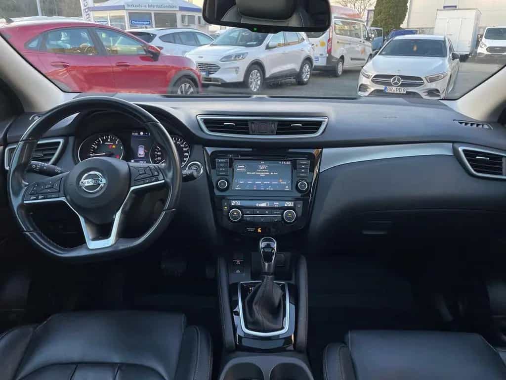 Nissan Qashqai 1.3 DIG-T Akari Autom. AHK FAHRASSISTENZ 12/2020-photo-10