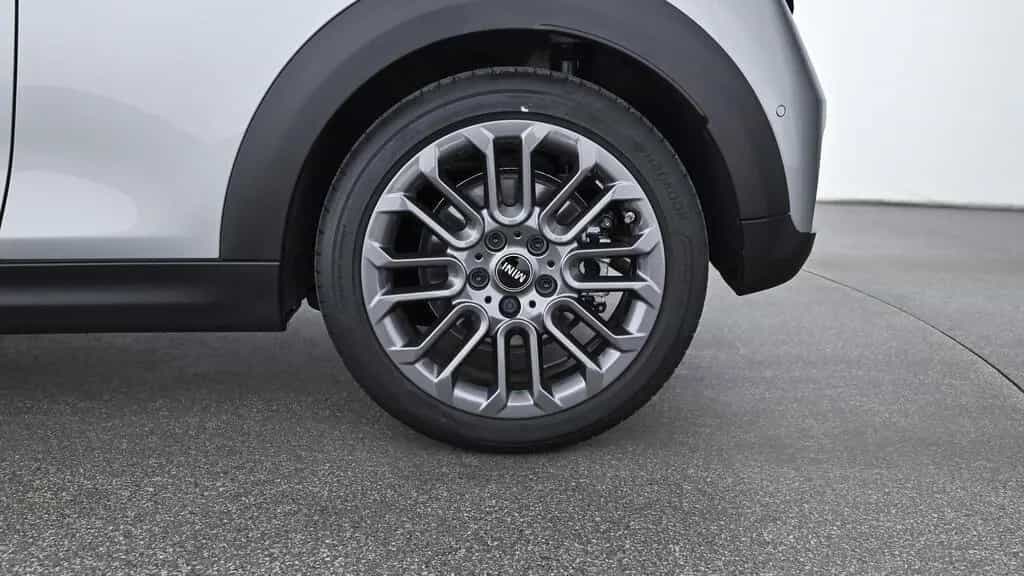 MINI Cooper C 10/2024-photo-17