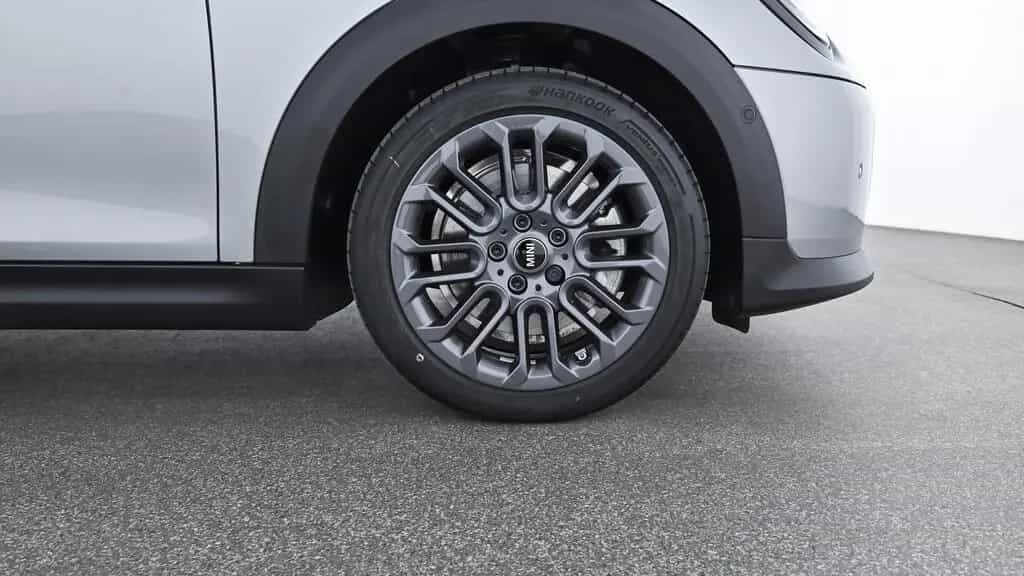 MINI Cooper C 10/2024-photo-18