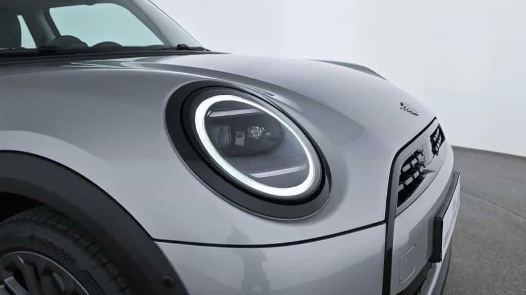 MINI Cooper C 10/2024-photo-19