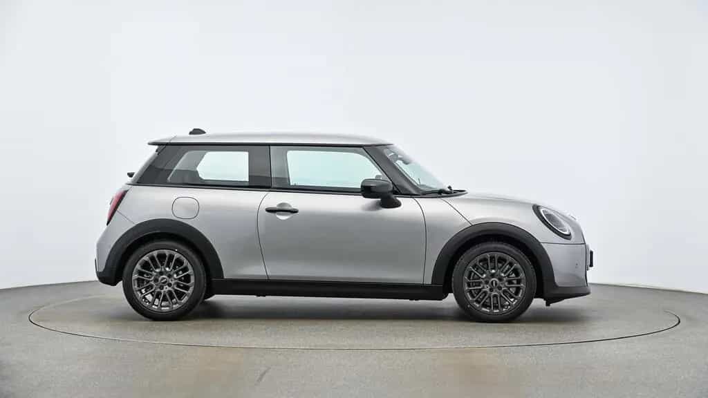 MINI Cooper C 10/2024-photo-3