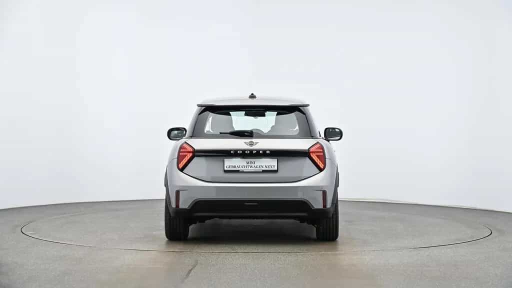MINI Cooper C 10/2024-photo-9
