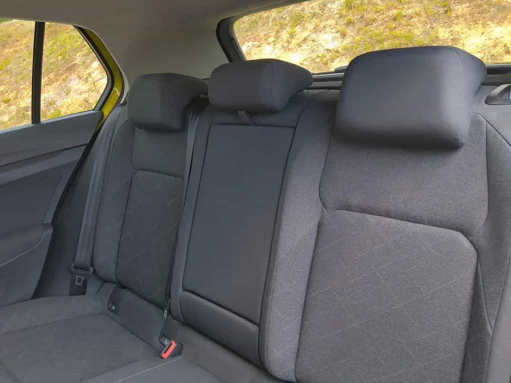 Volkswagen Golf Life 2.0 TDI DSG Pano ACC LED VC Ambiente 05/2020-photo-12