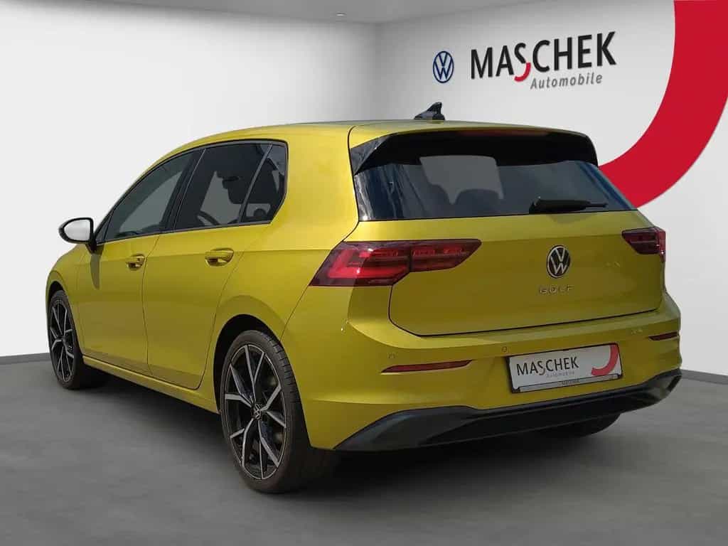 Volkswagen Golf Life 2.0 TDI DSG Pano ACC LED VC Ambiente 05/2020-photo-3