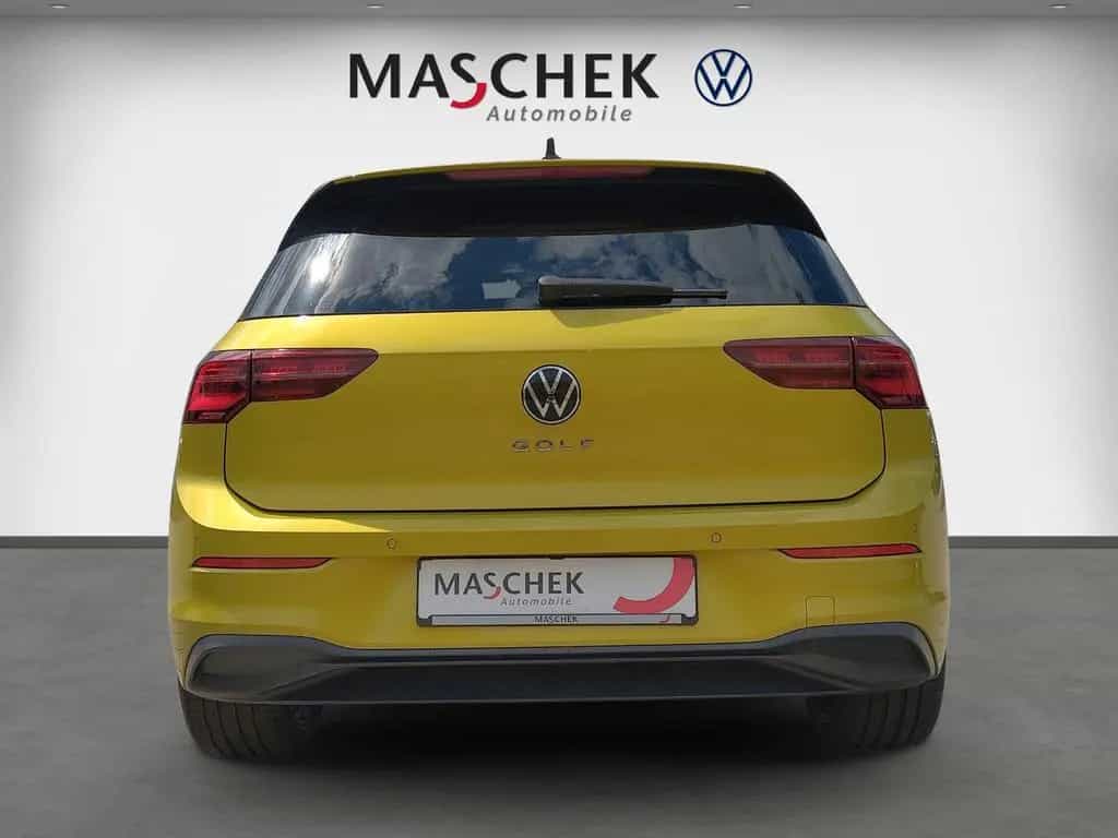 Volkswagen Golf Life 2.0 TDI DSG Pano ACC LED VC Ambiente 05/2020-photo-4