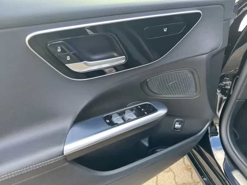 Mercedes-Benz C 220 T d AVANTGARDE NAVI KAMERA PDC SITZHEIZUNG 03/2023-photo-18