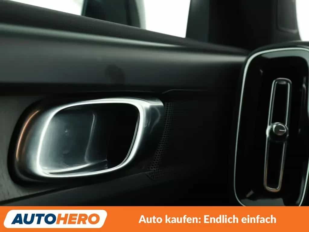 Volvo XC40 1.5 Inscription 2WD Aut.*NAVI*LED*TEMPO*CAM 03/2020-photo-28