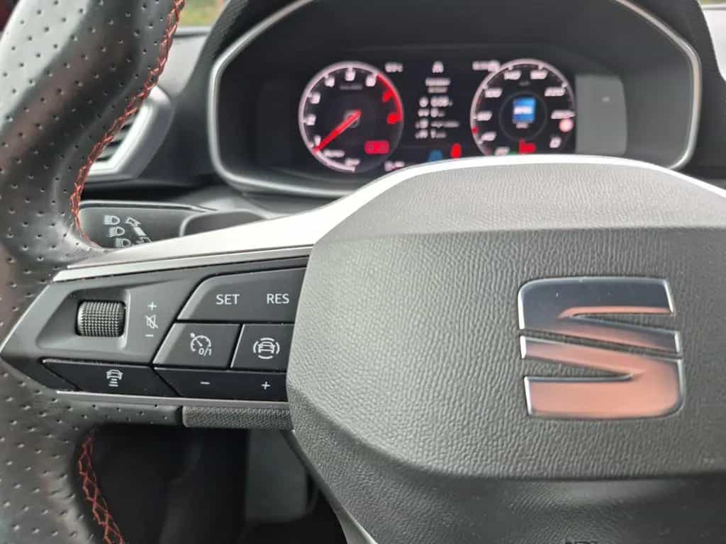 Seat Leon FR AmbiLight Navi LED Rückfahrk ACC CarPlay 07/2020-photo-18