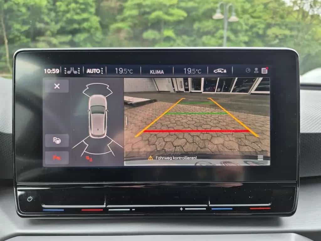 Seat Leon FR AmbiLight Navi LED Rückfahrk ACC CarPlay 07/2020-photo-22