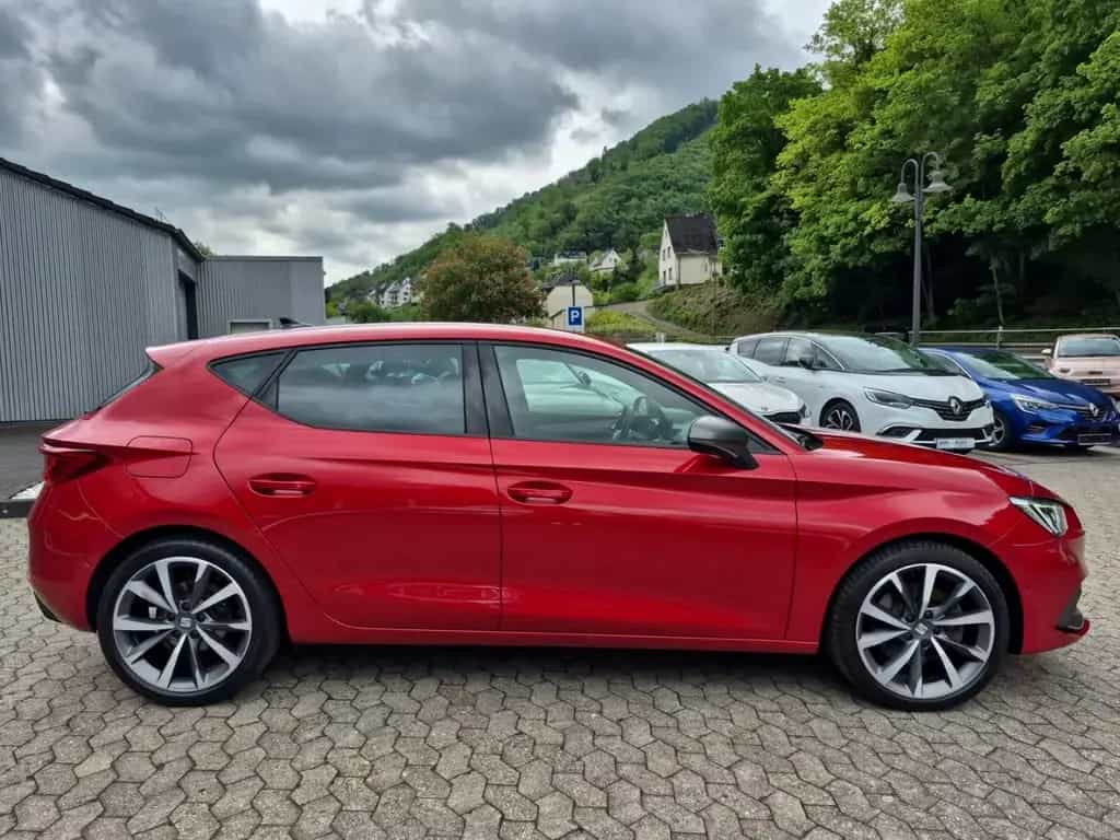 Seat Leon FR AmbiLight Navi LED Rückfahrk ACC CarPlay 07/2020-photo-3