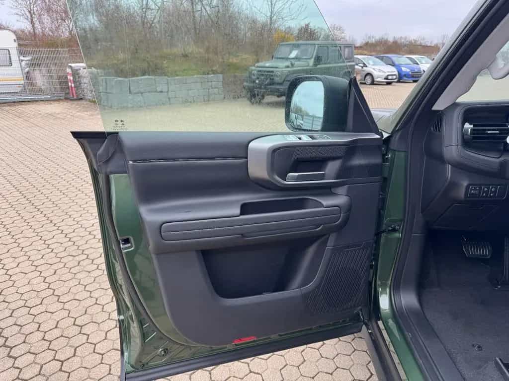 BAIC BJ40 2.0T 4WD 8 Gang AT Pano/Sitzhzg und Belüft. null-photo-9