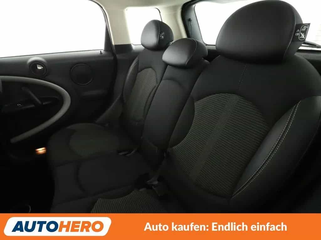 MINI Countryman D (Cooper) Countryman Cooper D*NAVI*TEMPO*PDC*SHZ*ALU* 08/2016-photo-13