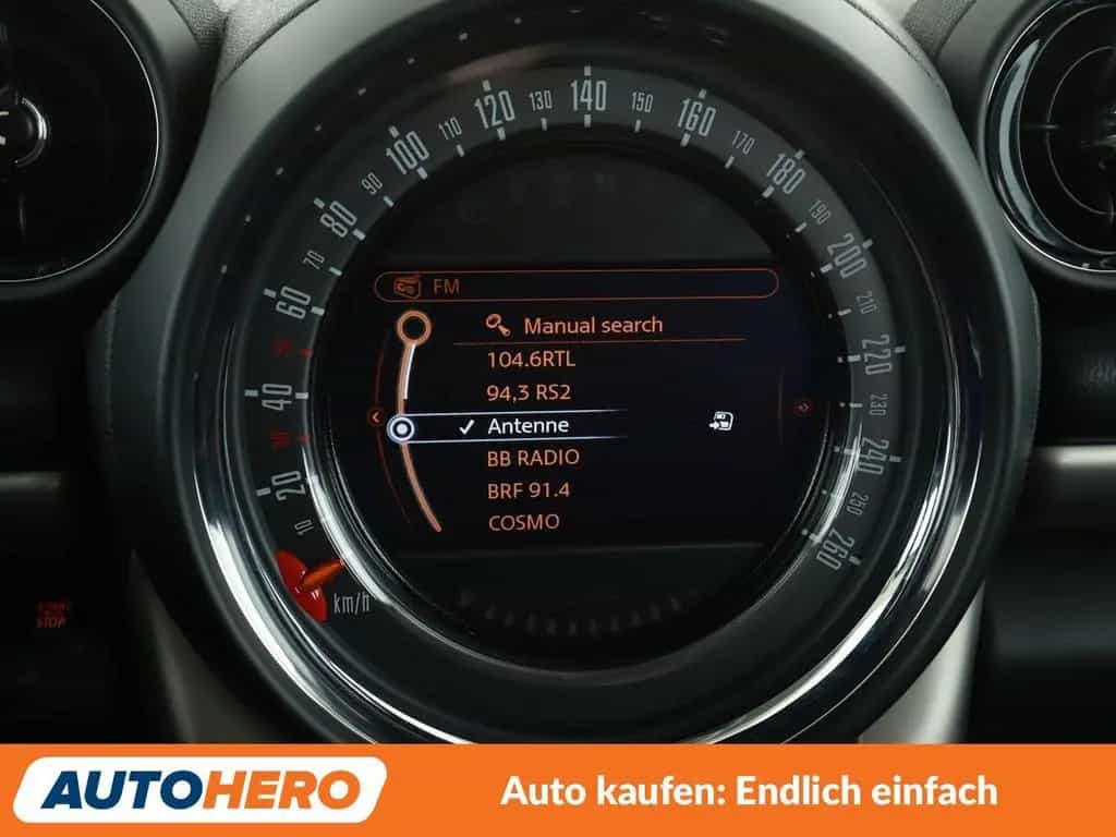 MINI Countryman D (Cooper) Countryman Cooper D*NAVI*TEMPO*PDC*SHZ*ALU* 08/2016-photo-20