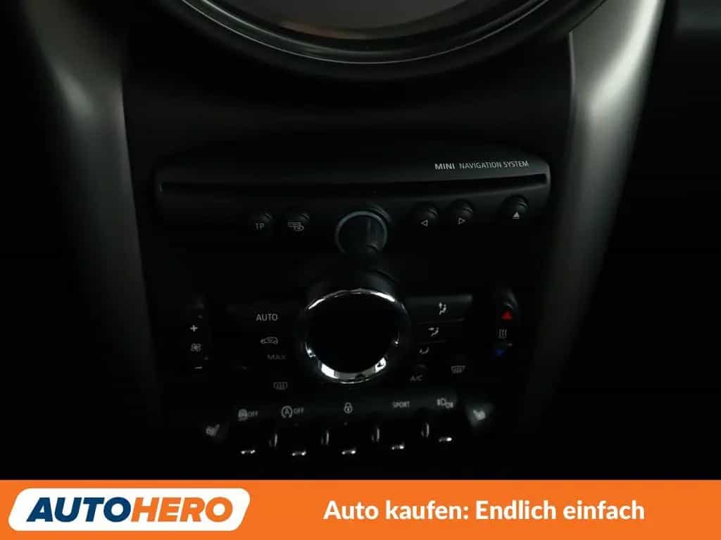 MINI Countryman D (Cooper) Countryman Cooper D*NAVI*TEMPO*PDC*SHZ*ALU* 08/2016-photo-21