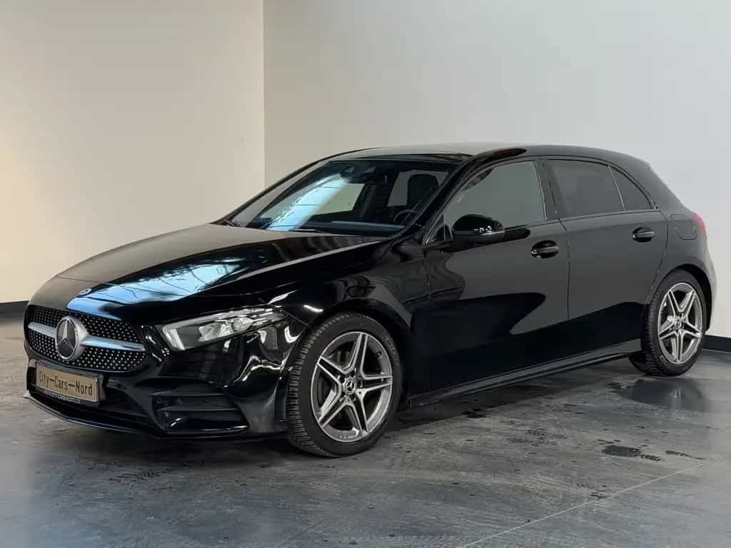 Mercedes-Benz A-Class 200 AMG PANO+KAM+AMBIENTE+LED 05/2019-photo-0