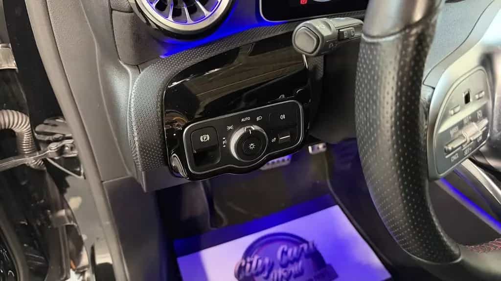 Mercedes-Benz A-Class 200 AMG PANO+KAM+AMBIENTE+LED 05/2019-photo-15