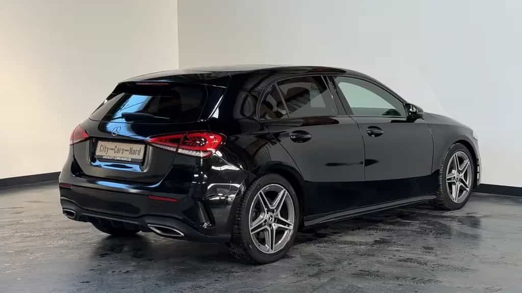 Mercedes-Benz A-Class 200 AMG PANO+KAM+AMBIENTE+LED 05/2019-photo-4