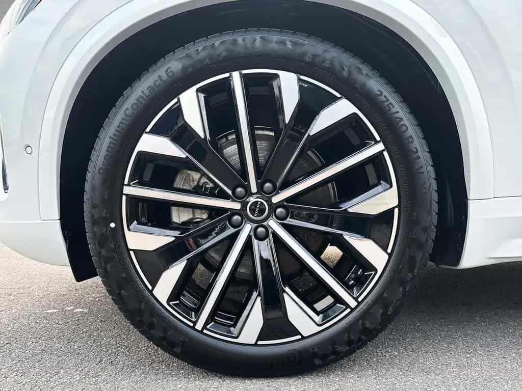 Volvo XC90 B5 AWD Plus Bright 7-Sitzer ACC BLIS SD 07/2025-photo-1