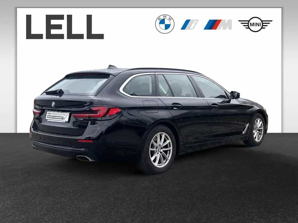 BMW 5 Series 530d Touring Head-Up DAB WLAN Parkassistent Shz 08/2022-photo-1