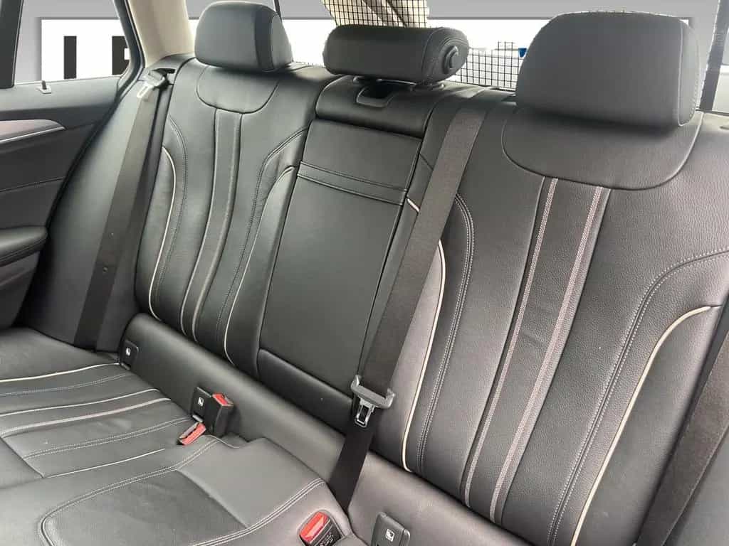 BMW 5 Series 530d Touring Head-Up DAB WLAN Parkassistent Shz 08/2022-photo-13