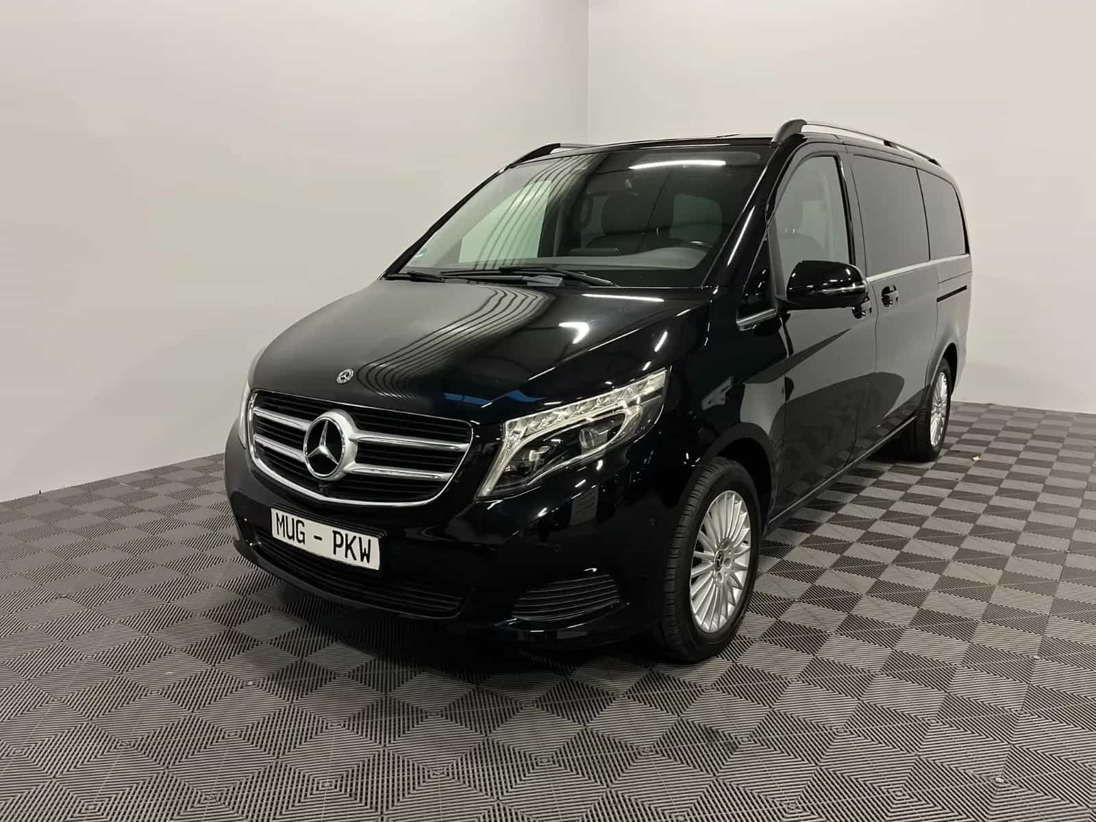 Mercedes-Benz V-Class 250 02/2019-photo-0