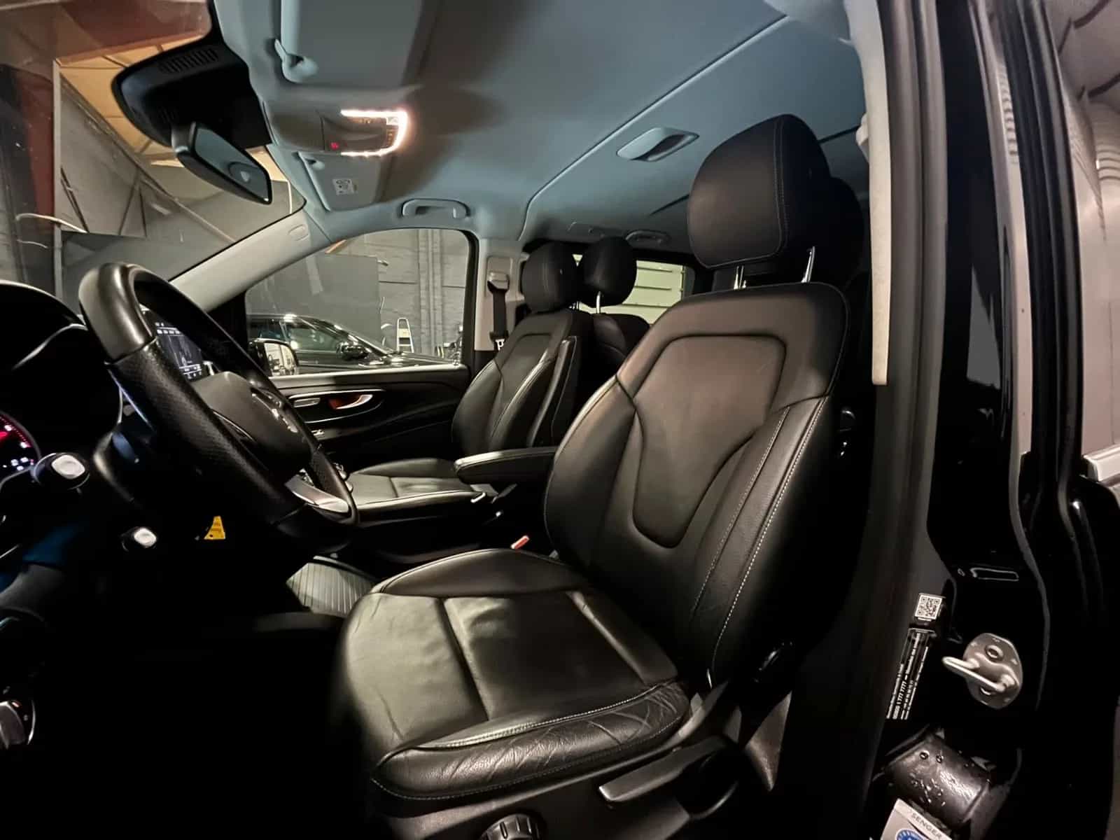 Mercedes-Benz V-Class 250 02/2019-photo-10