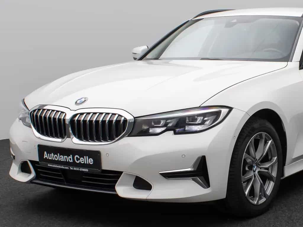 BMW 3 Series 320d  Luxury Line Kamera DAB HiFi Stop&Go Sport 07/2021-photo-17