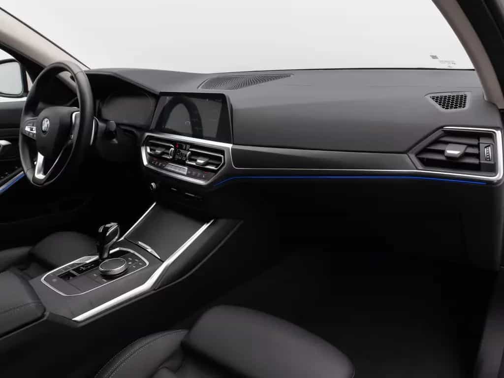BMW 3 Series 320d  Luxury Line Kamera DAB HiFi Stop&Go Sport 07/2021-photo-23