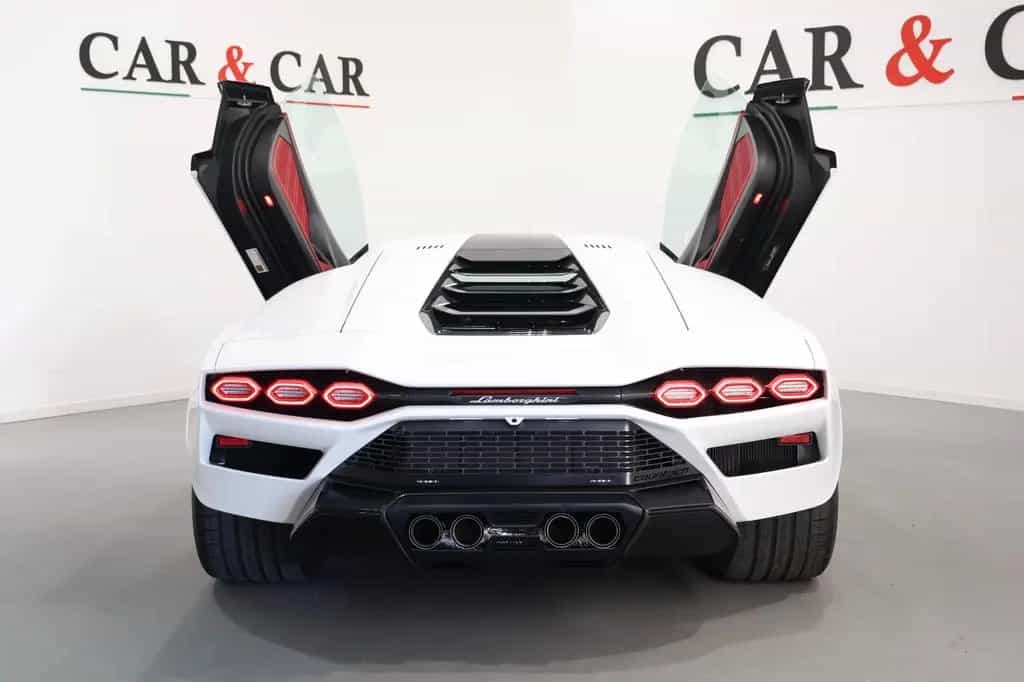 Lamborghini Countach LPI 800-4 09/2022-photo-3