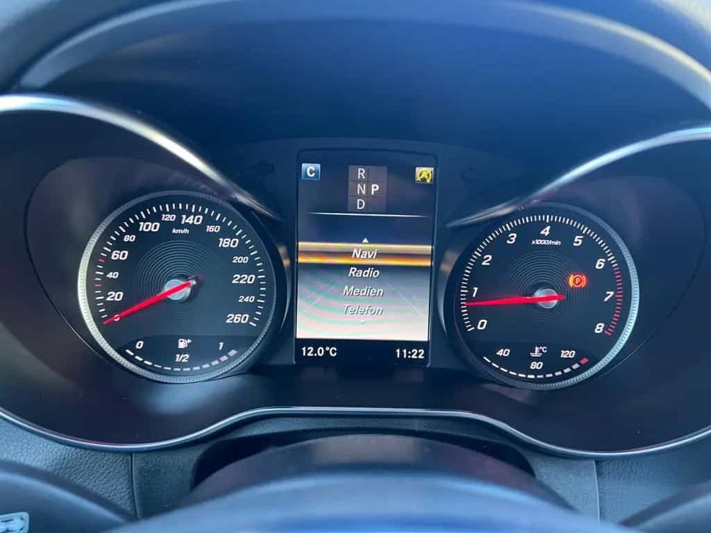 Mercedes-Benz GLC-Class 250 Coupe 4M 9G AMG Line *LED*20''*360°*Nigh 09/2017-photo-14