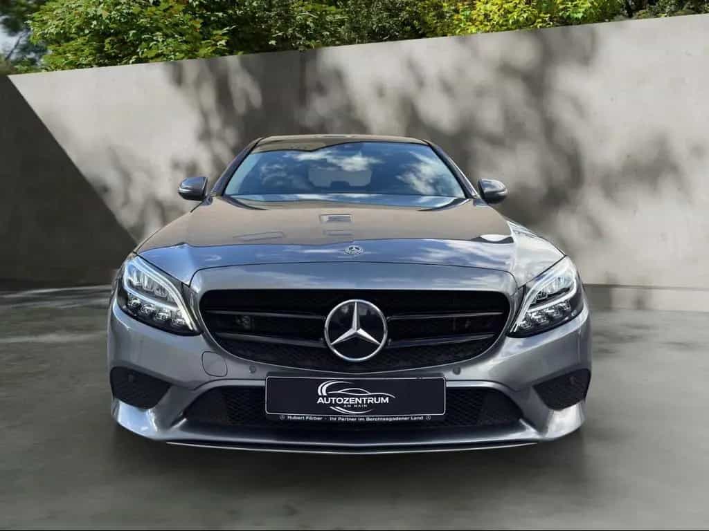 Mercedes-Benz C-Class 300 Limo. Avantgarde LED/KAMERA/NAVI/LEDER/SHZ 12/2018-photo-0