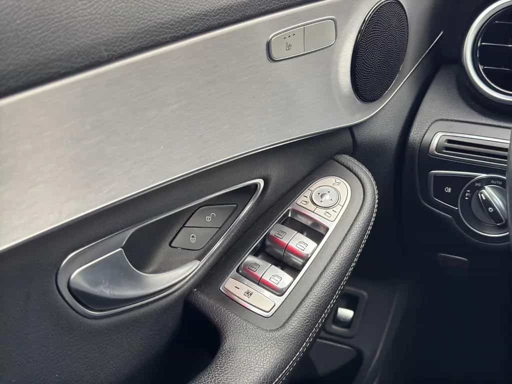 Mercedes-Benz C-Class 300 Limo. Avantgarde LED/KAMERA/NAVI/LEDER/SHZ 12/2018-photo-18