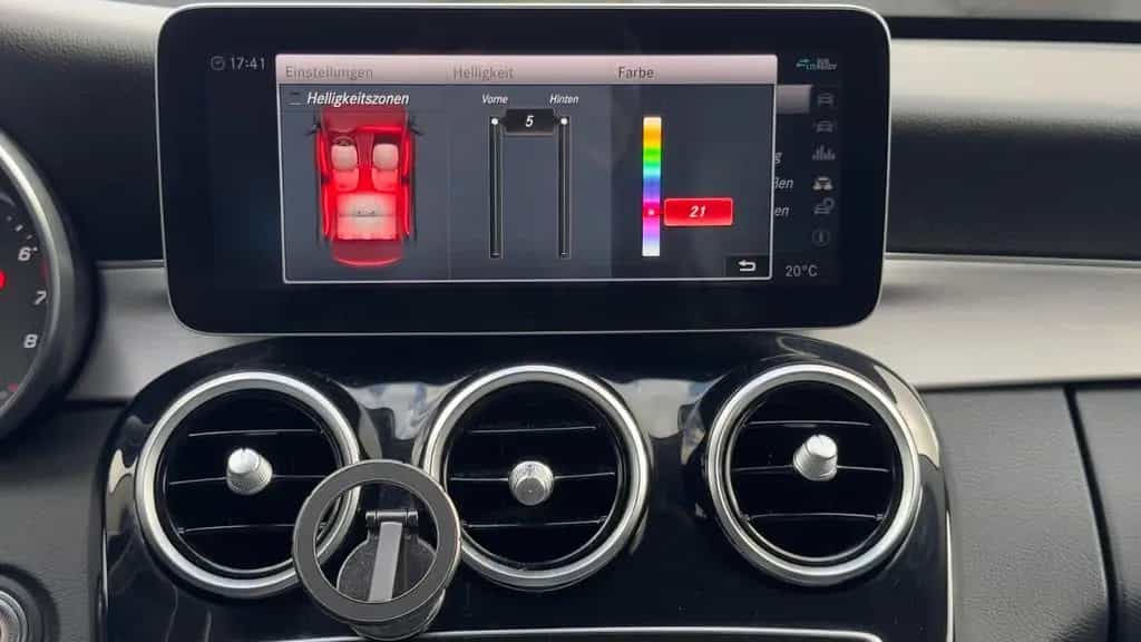 Mercedes-Benz C-Class 300 Limo. Avantgarde LED/KAMERA/NAVI/LEDER/SHZ 12/2018-photo-28