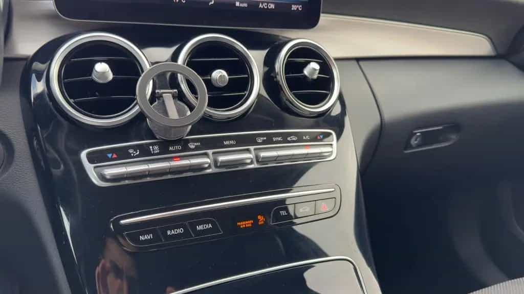 Mercedes-Benz C-Class 300 Limo. Avantgarde LED/KAMERA/NAVI/LEDER/SHZ 12/2018-photo-32