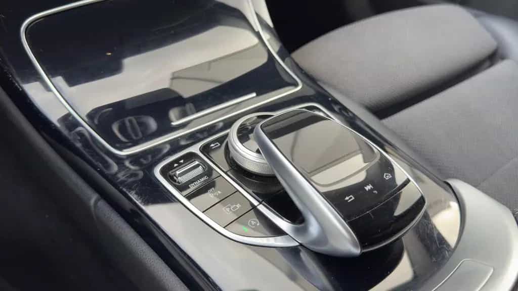 Mercedes-Benz C-Class 300 Limo. Avantgarde LED/KAMERA/NAVI/LEDER/SHZ 12/2018-photo-33